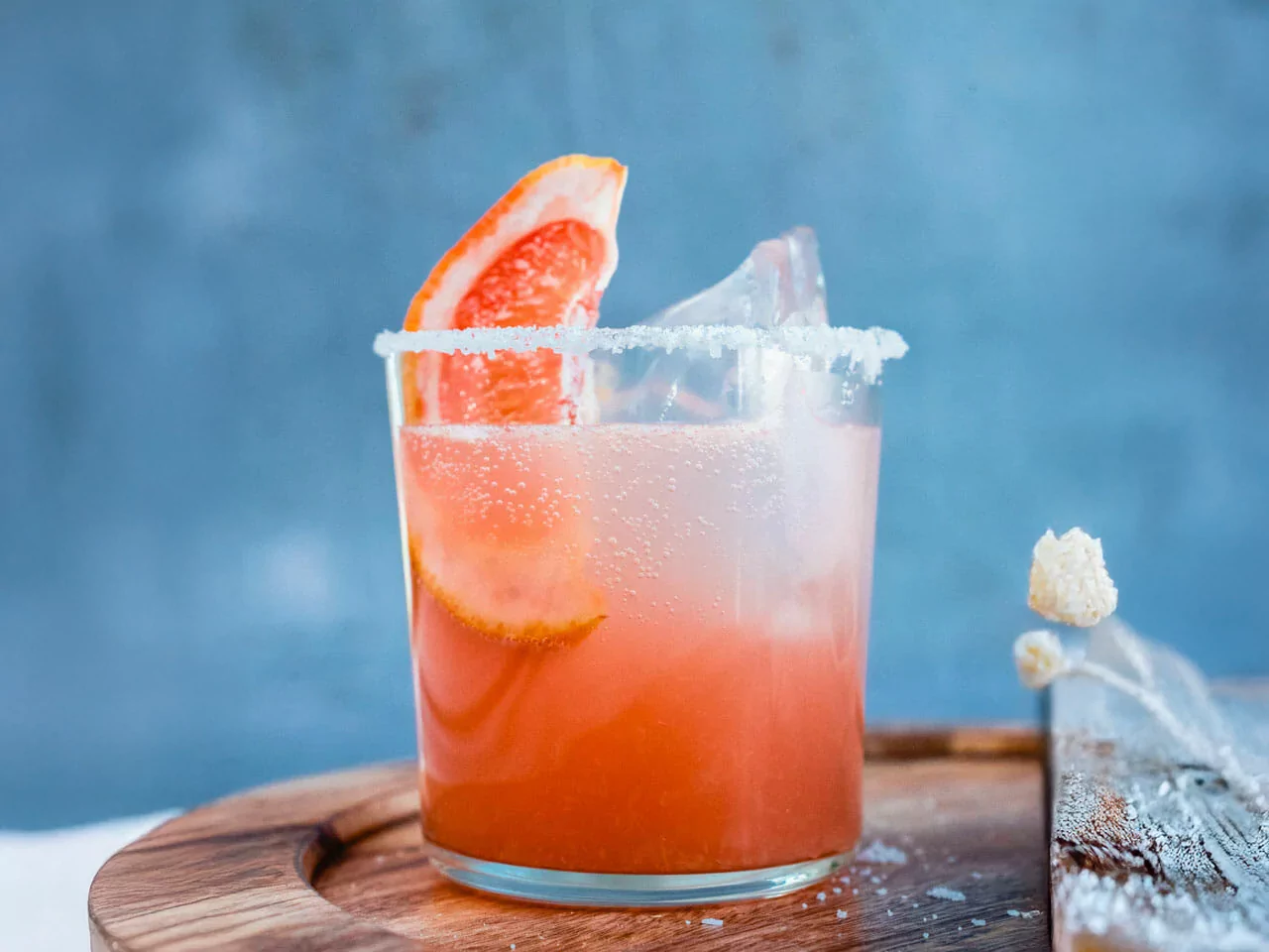 mezcal-smoked-paloma